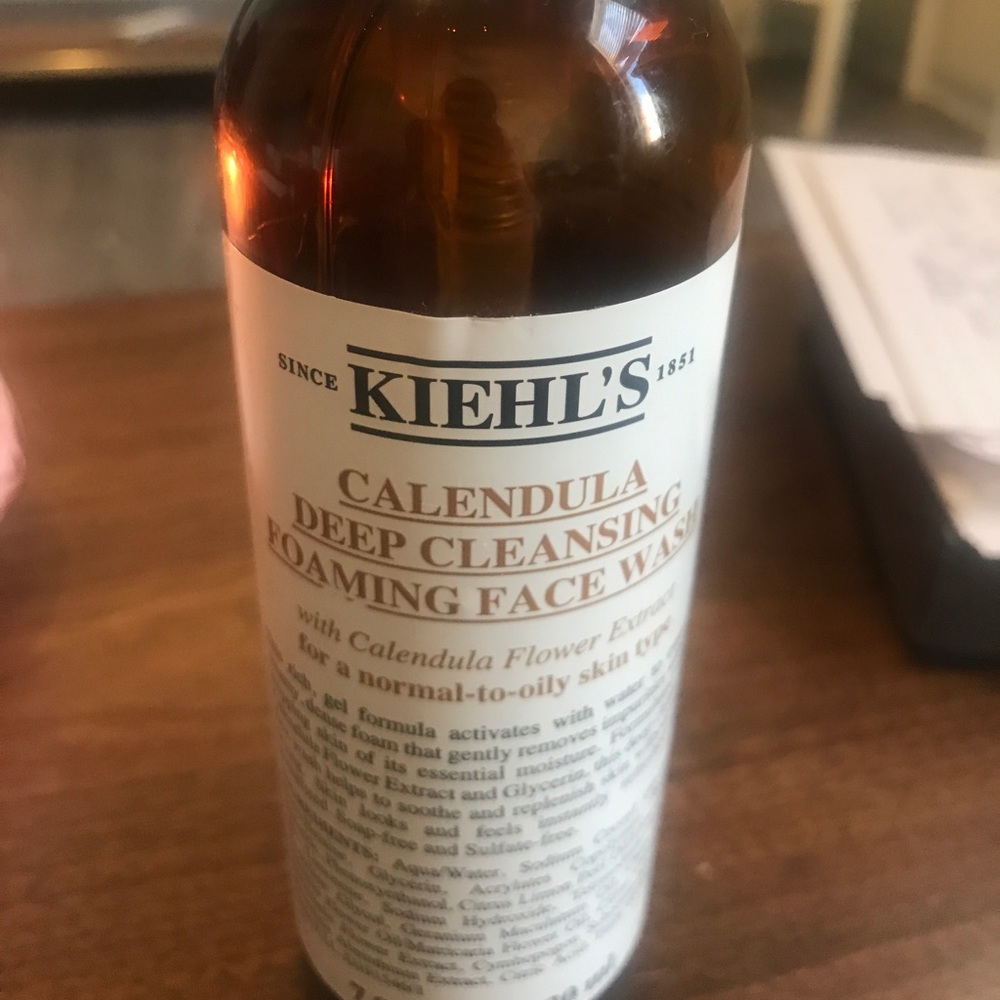 Kiehls calendula deep cleansing foaming face wash